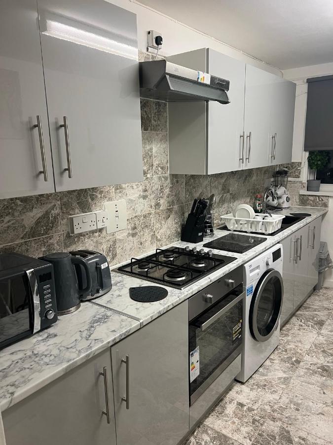 Accu Care Apartment London Eksteriør billede
