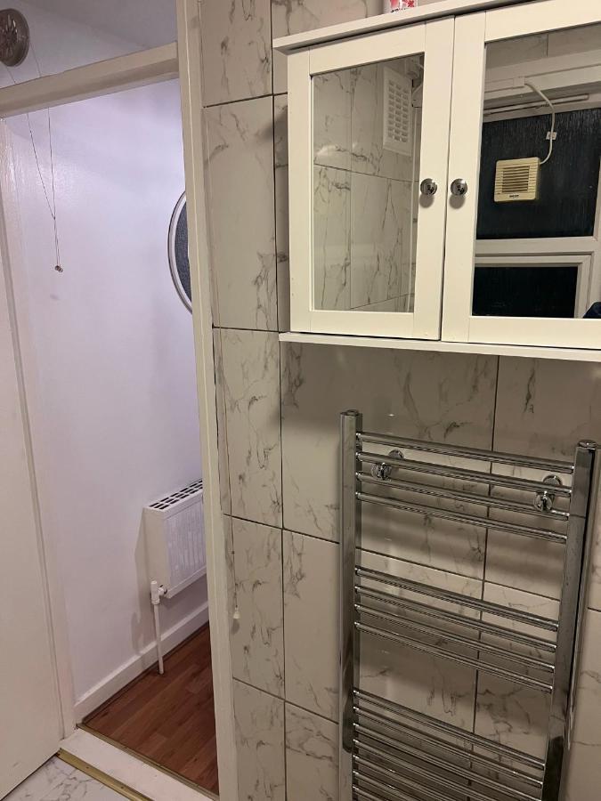 Accu Care Apartment London Eksteriør billede