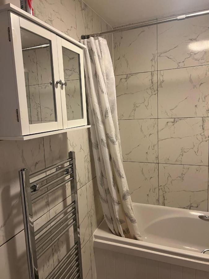 Accu Care Apartment London Eksteriør billede